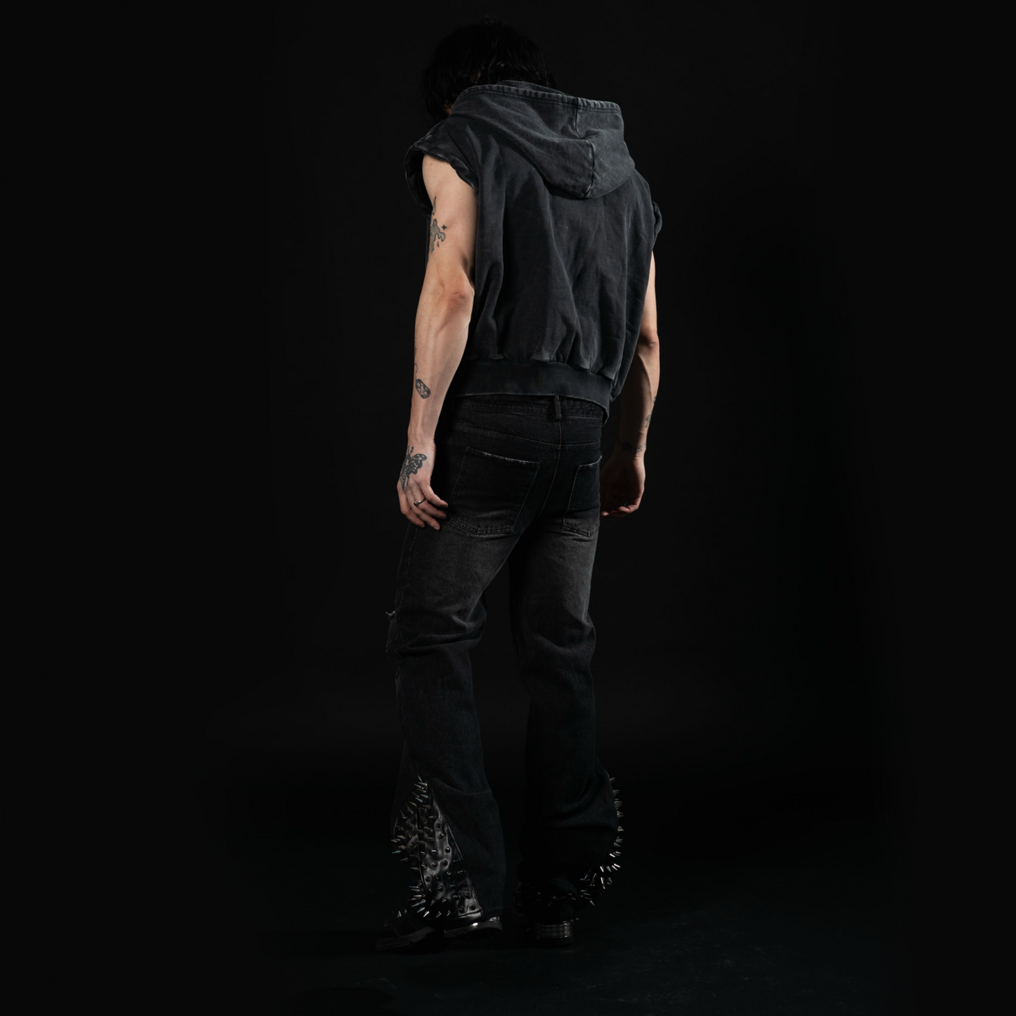 BLACK "MOTOR" SPIKED JEANS