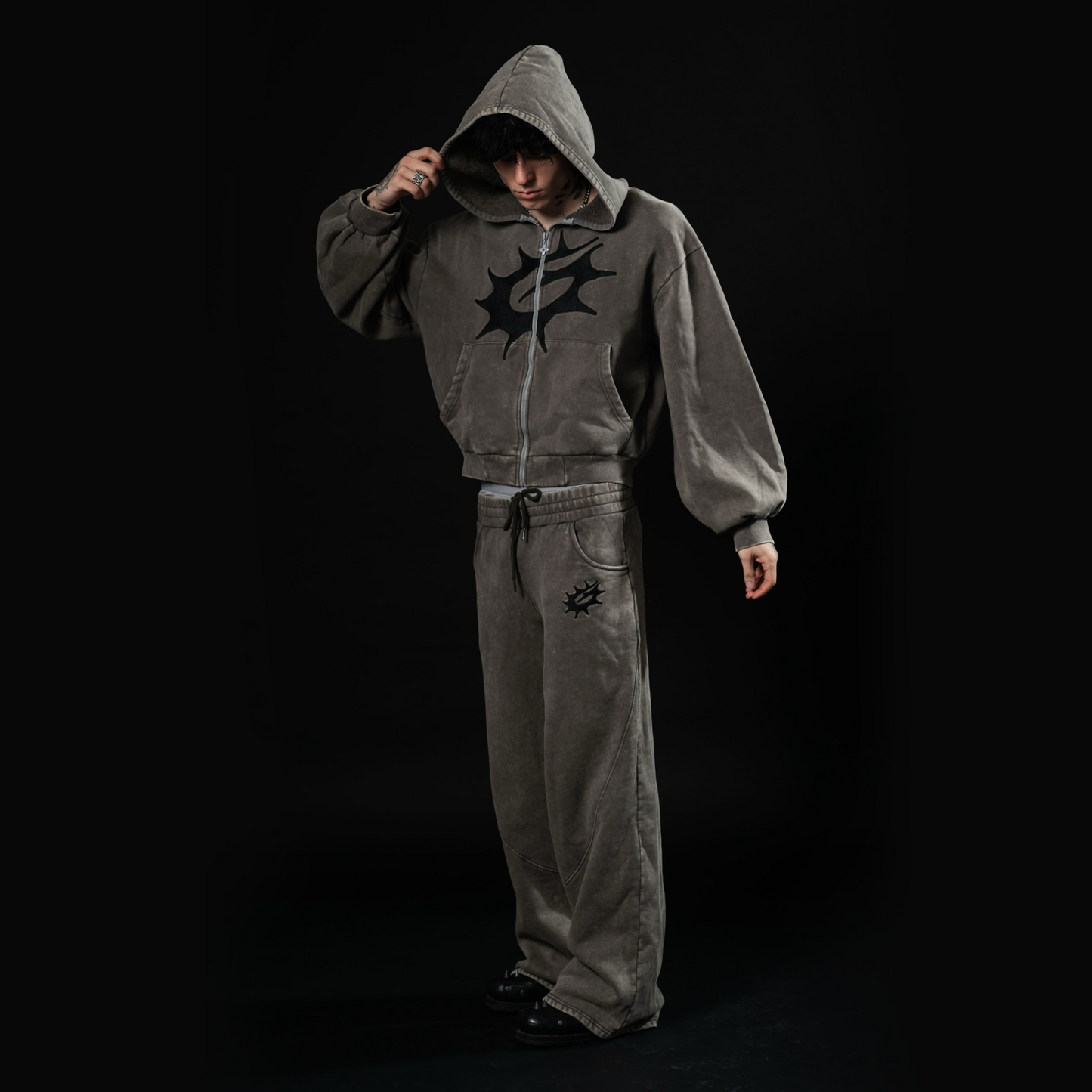 BEIGE "SPIKE" LOGO PANTS