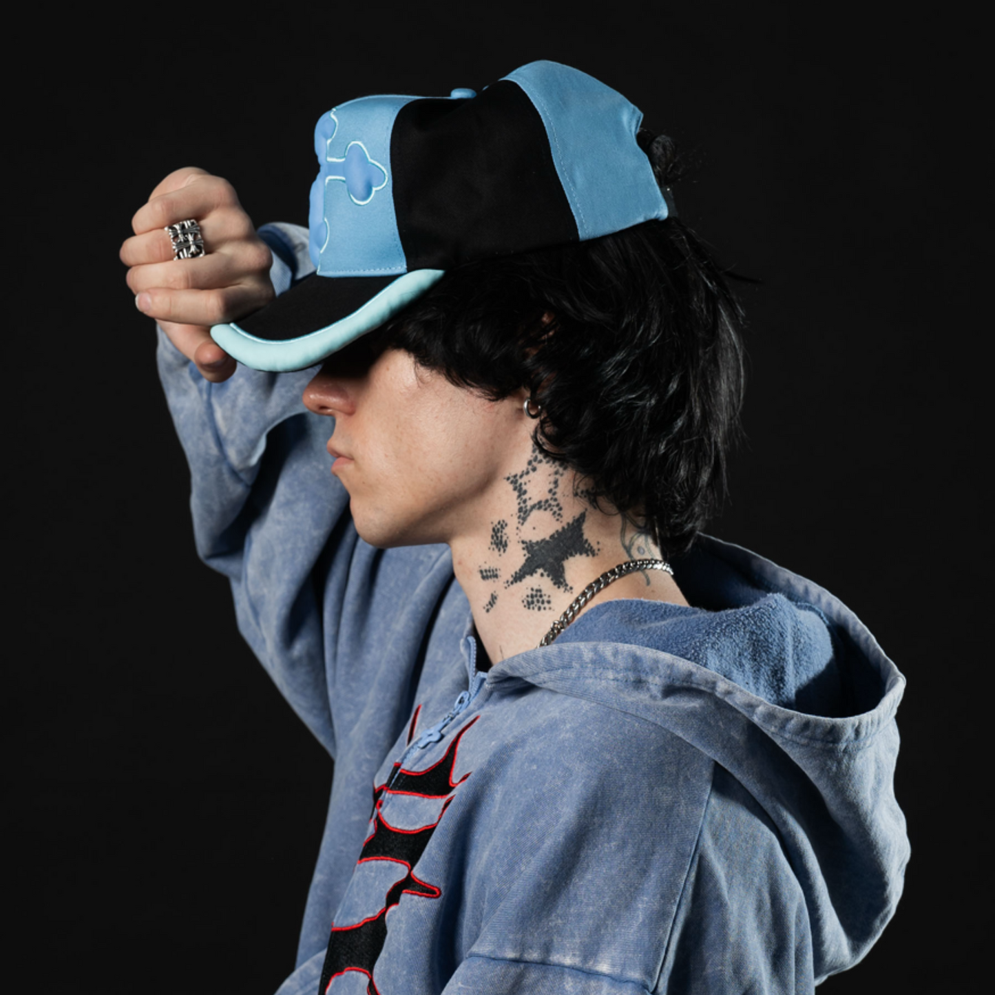 BLUE CROSS PUFFY HAT